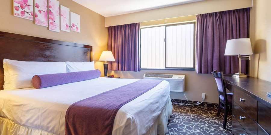 Red Garter & Casino By Red Lion Hotel