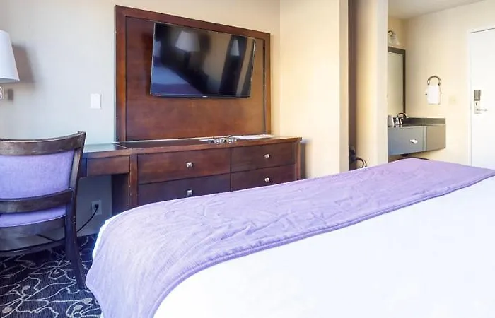 Red Garter Hotel & Casino By Red Lion Hotels